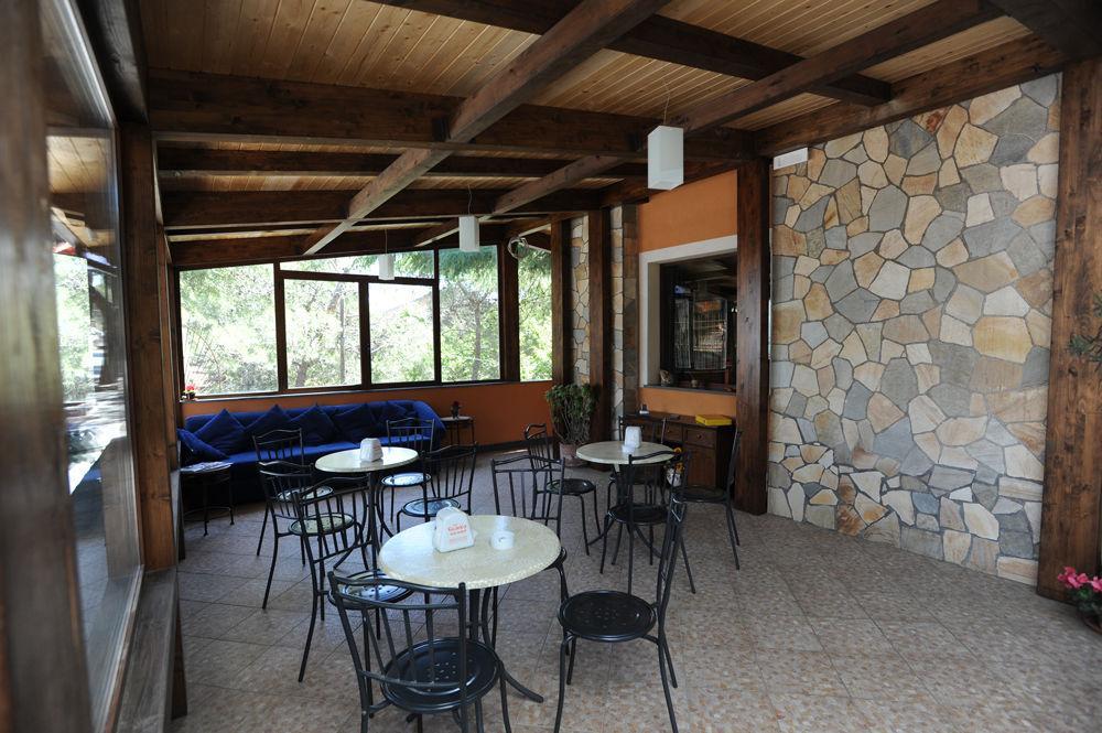 Hotel Alle Pendici Николози Екстериор снимка