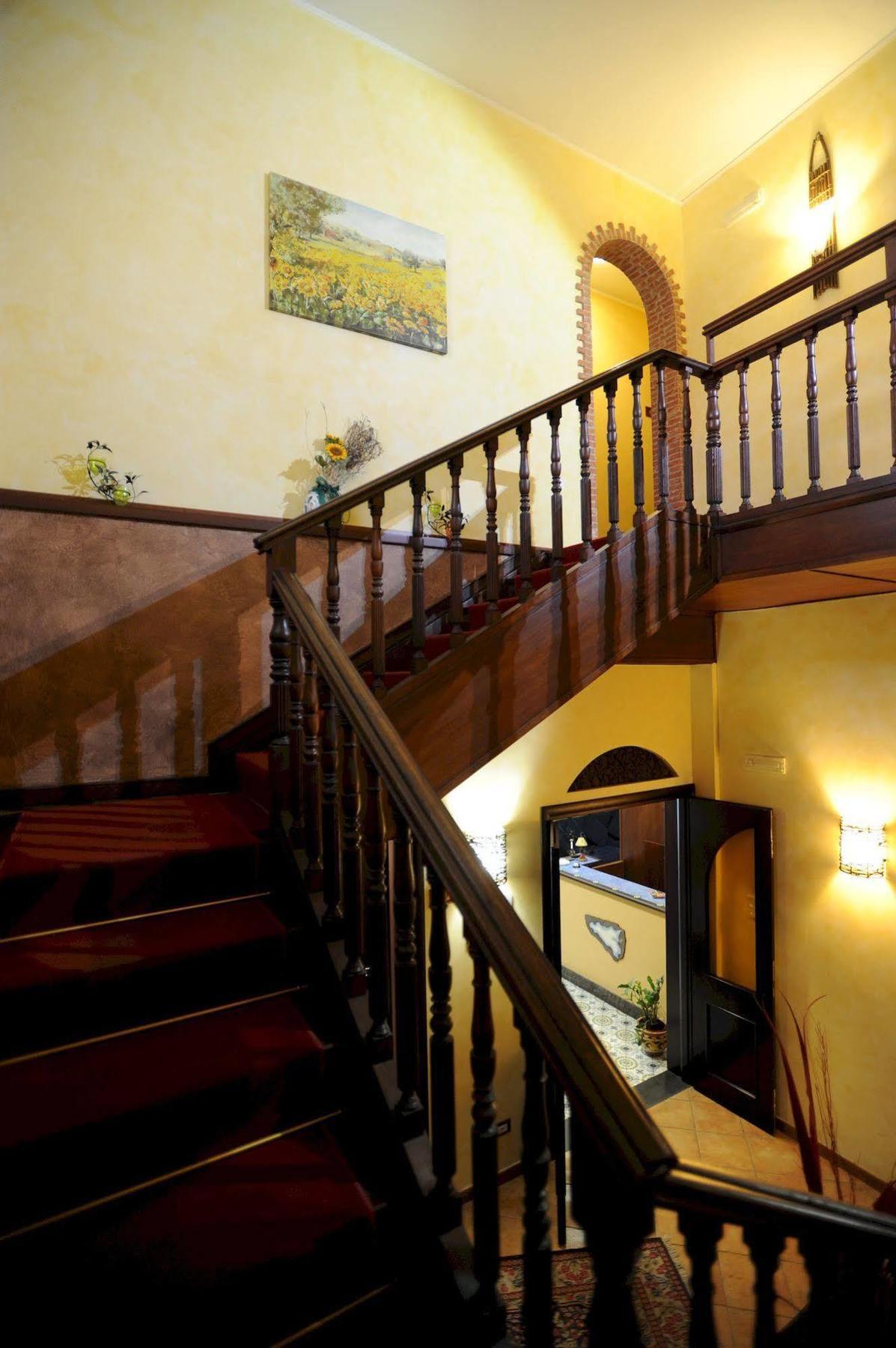 Hotel Alle Pendici Николози Екстериор снимка